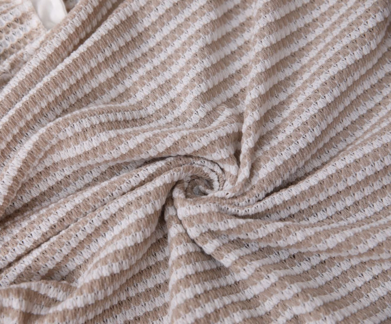 Women Color-Blocked Square Neck Sleeveless Drawstring Knitted Dress