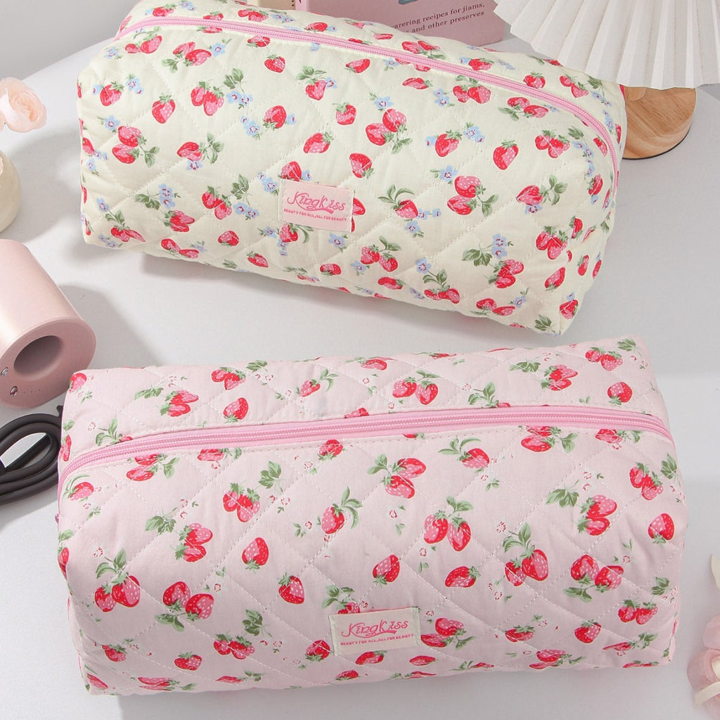 Large-Capacity Strawberry Printed Toiletry Bag