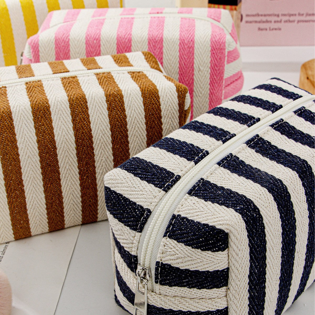 Canvas Striped Octagonal Large-Capacity Toiletry Bag
