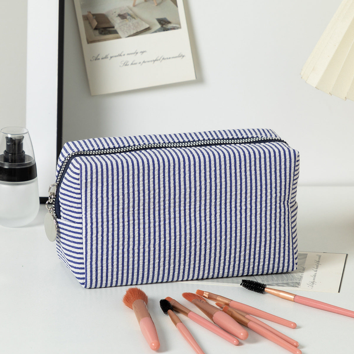 Seersucker Striped Cosmetic Bag Large Capacity Travel Toiletry Clutch Bag
