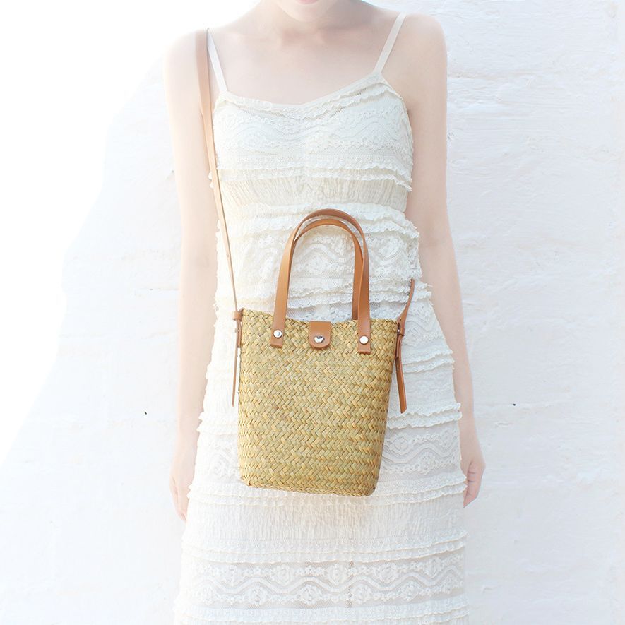 Straw Hand-Woven Crossbody Beach Phone Bag