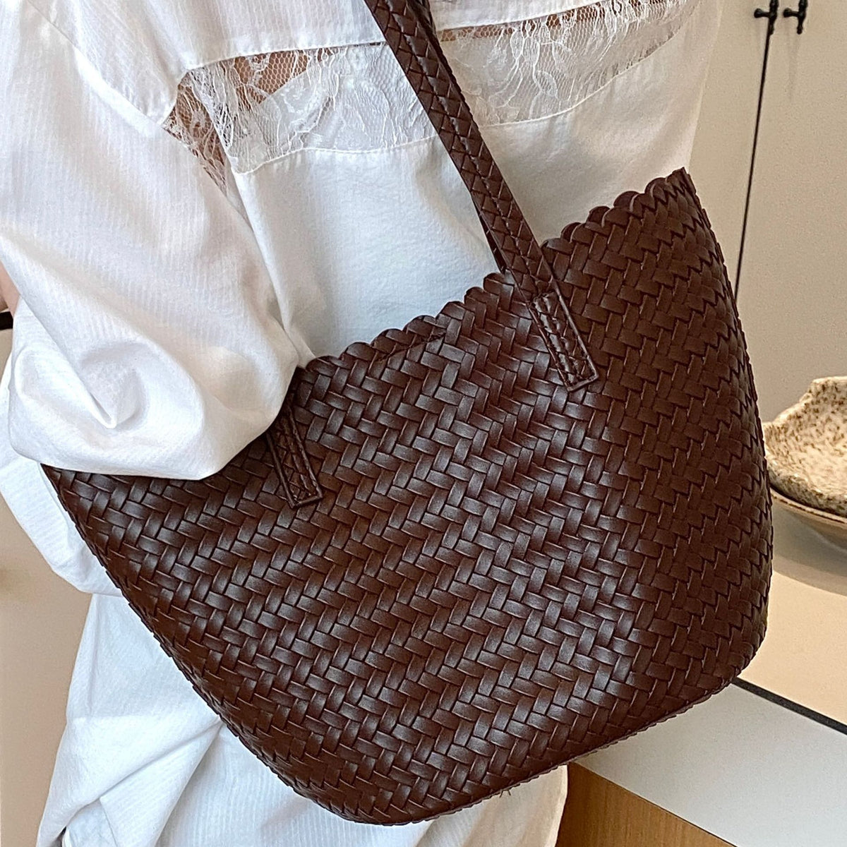 Woven PU Leather Shoulder Tote Bag with Scalloped Edge