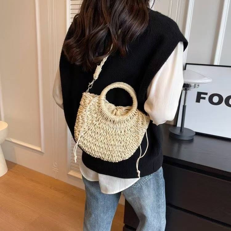 Women Straw New Fashion Shoulder Crossbody Versatile Handheld Bag