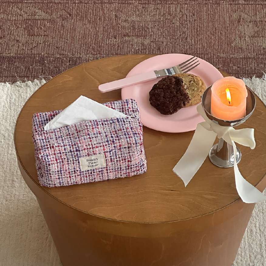 Jacquard Tissue Holder