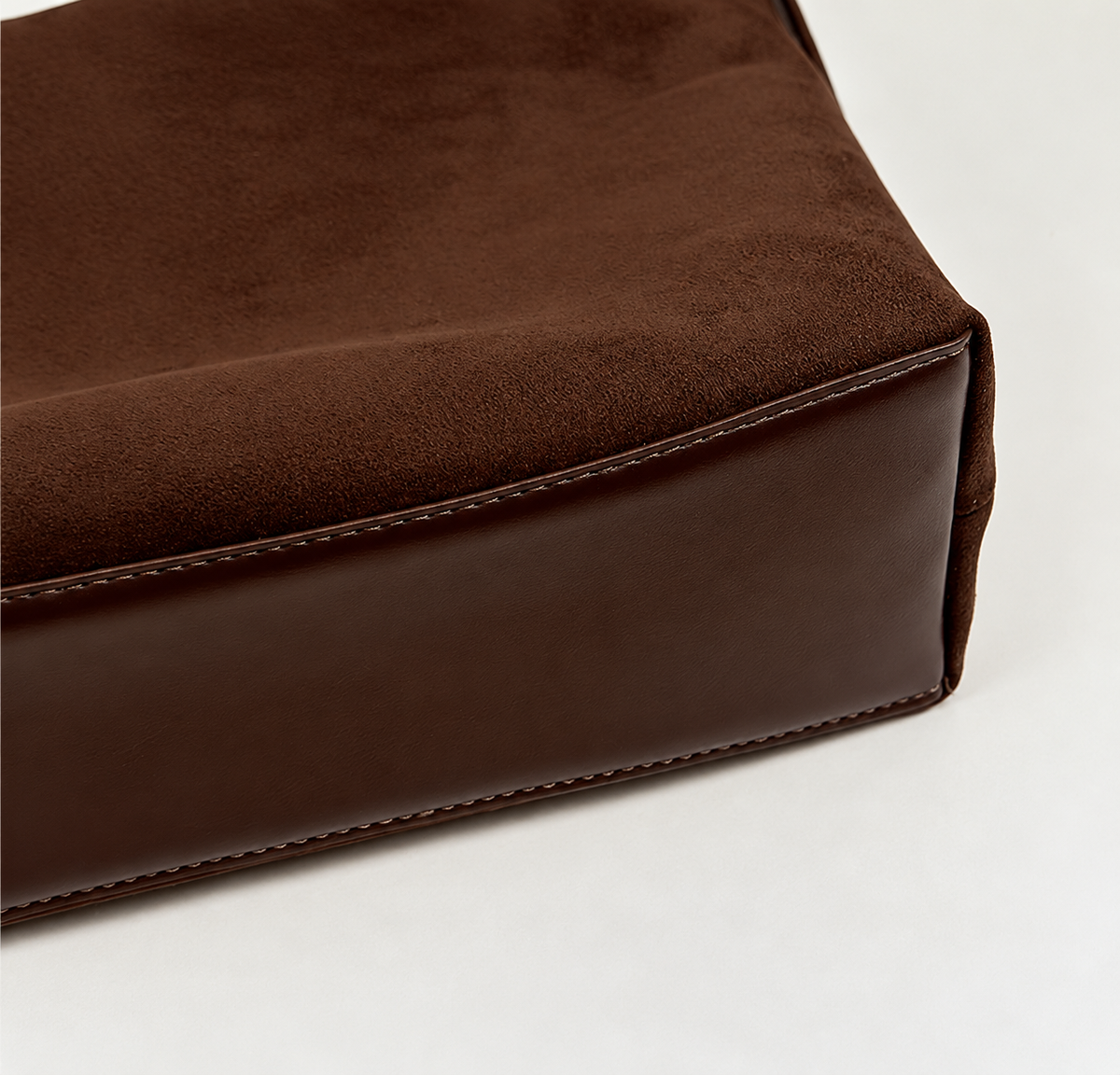 Minimalist Suede Hobo Bag with Adjustable Strap and Zipper