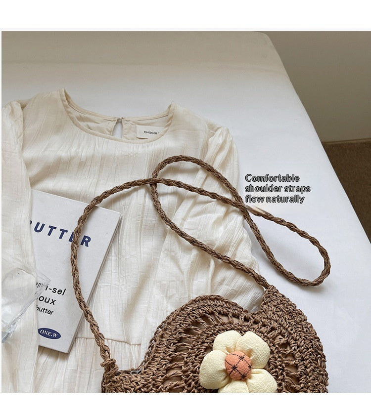 Women Unique Woven Straw 2026 New Ins Shoulder Crossbody Beach Bag