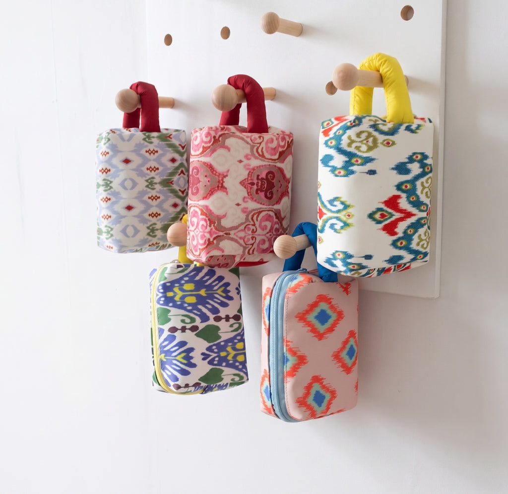 2026 Original Ethnic Pattern Handheld Makeup Waterproof Clutch Pouch