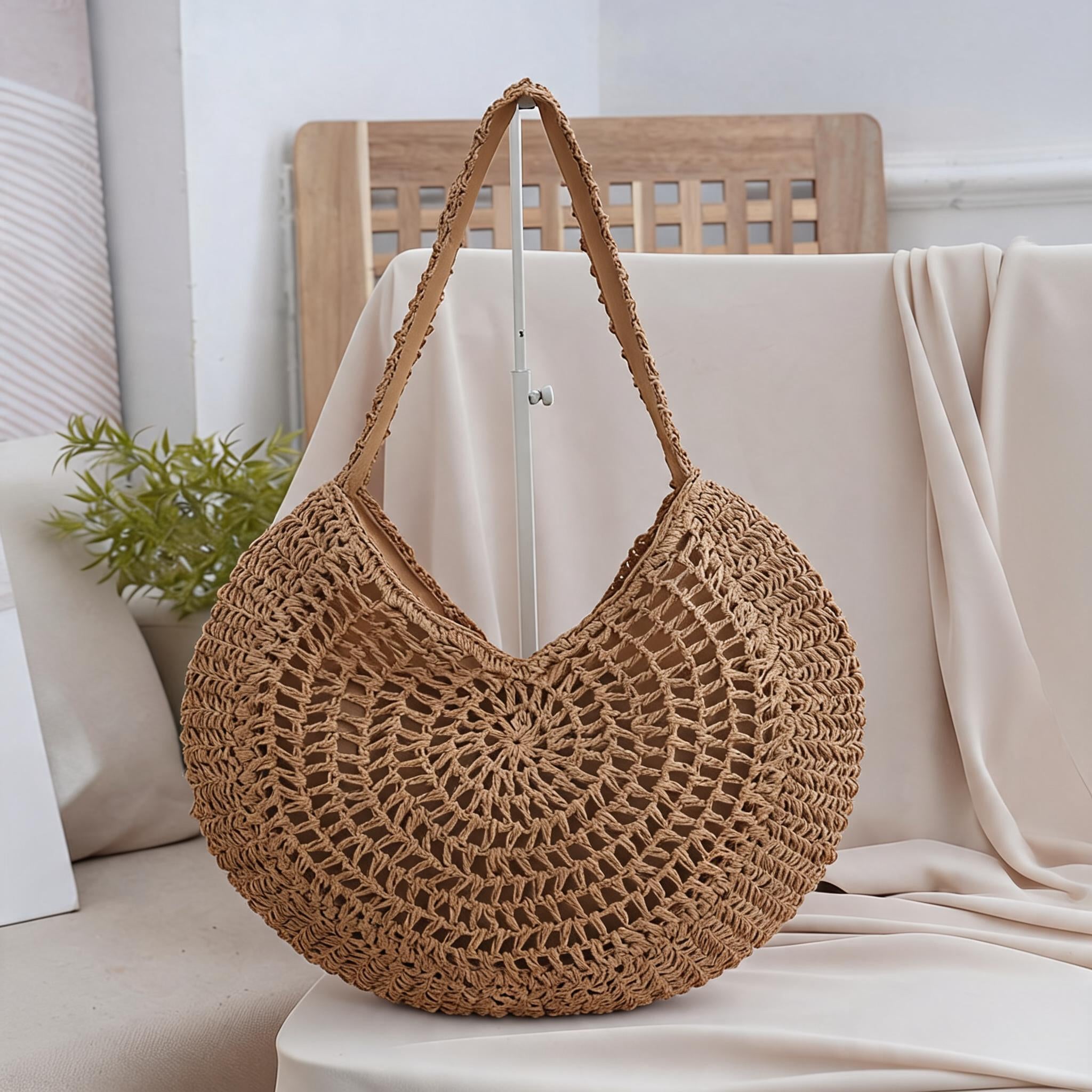 Handmade Round Hollow Straw Large Capacity Beach Bag