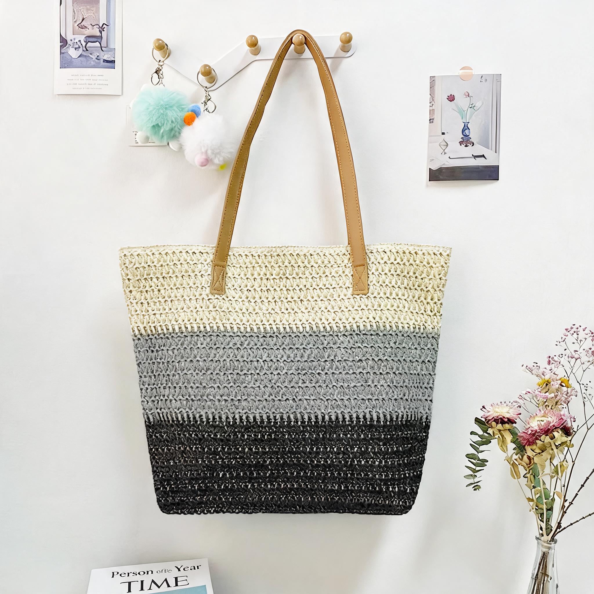 Three-Color Spliced Straw Large Capacity Beach Bag