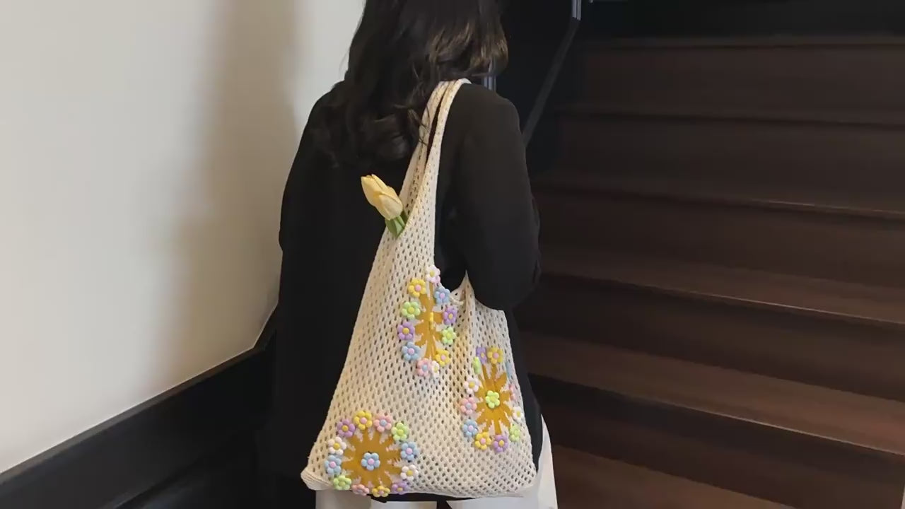 Women New Forest Fresh Hollow Knit Large Artistic Beach Shoulder Bag