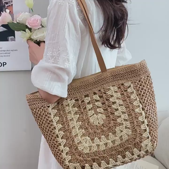 2026 Woven Shoulder Beach Handheld Unique Large Straw New Underarm Tote Bag