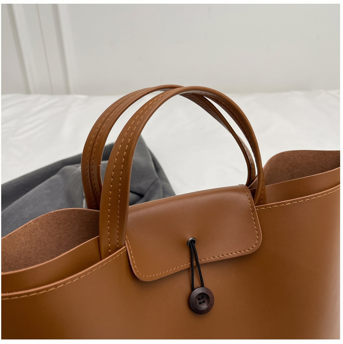 Minimalist Structured PU Leather Tote Bag