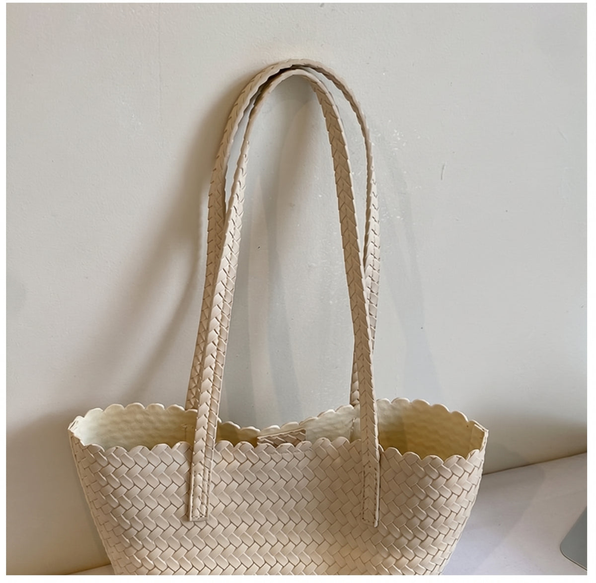 Woven PU Leather Shoulder Tote Bag with Scalloped Edge