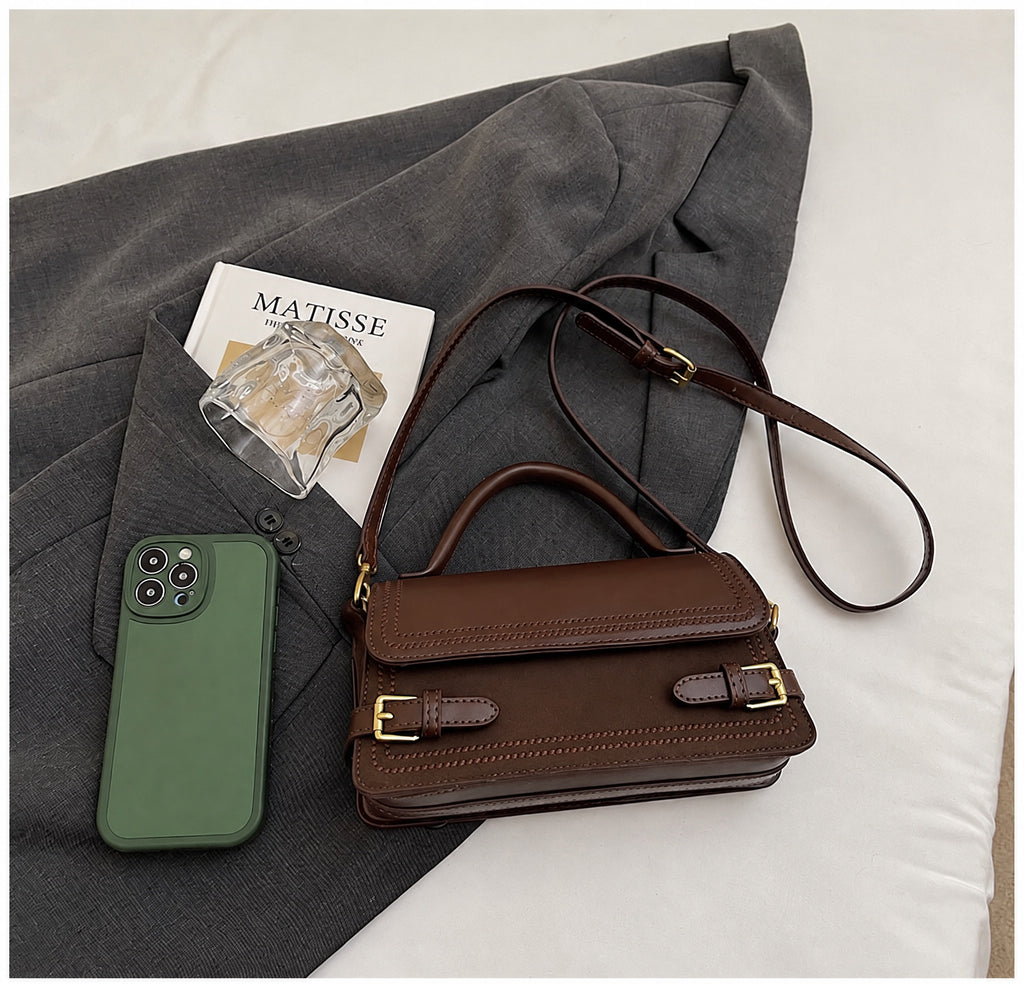 Vintage Buckle Flap Handbag with Elegant Buckle Details