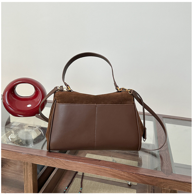 Elegant Suede Leather Shoulder Bag with Flap Design