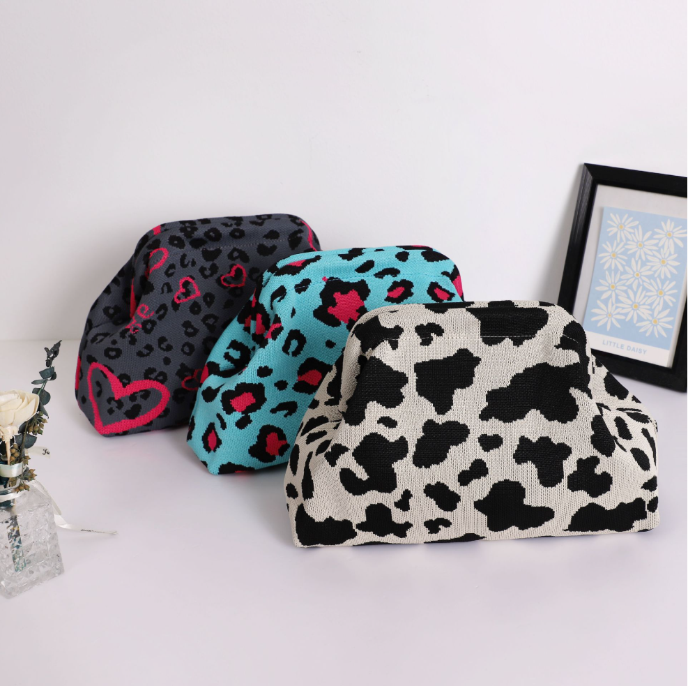Vintage Knit Clutch Bag With Metal Frame