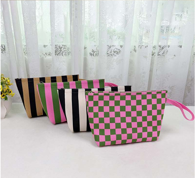 Retro Striped Wristlet Clutch Bag